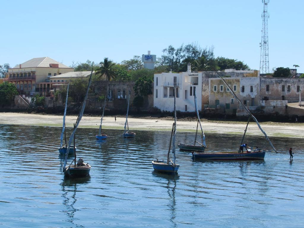 Historic buildings and boats on Ilha de Moçambique